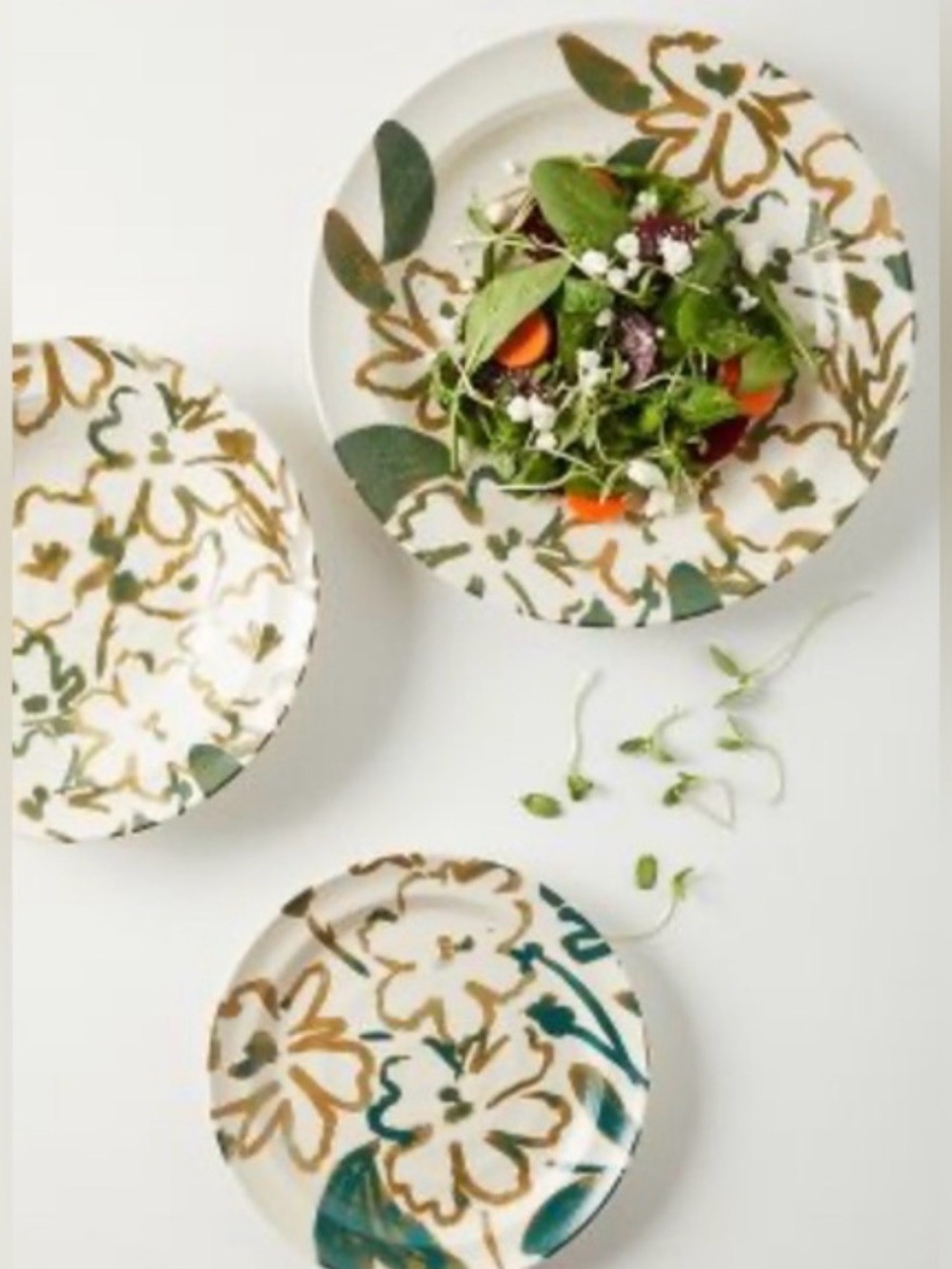 Anthropologie Botanical
Stoneware Side Plates Set of 3
